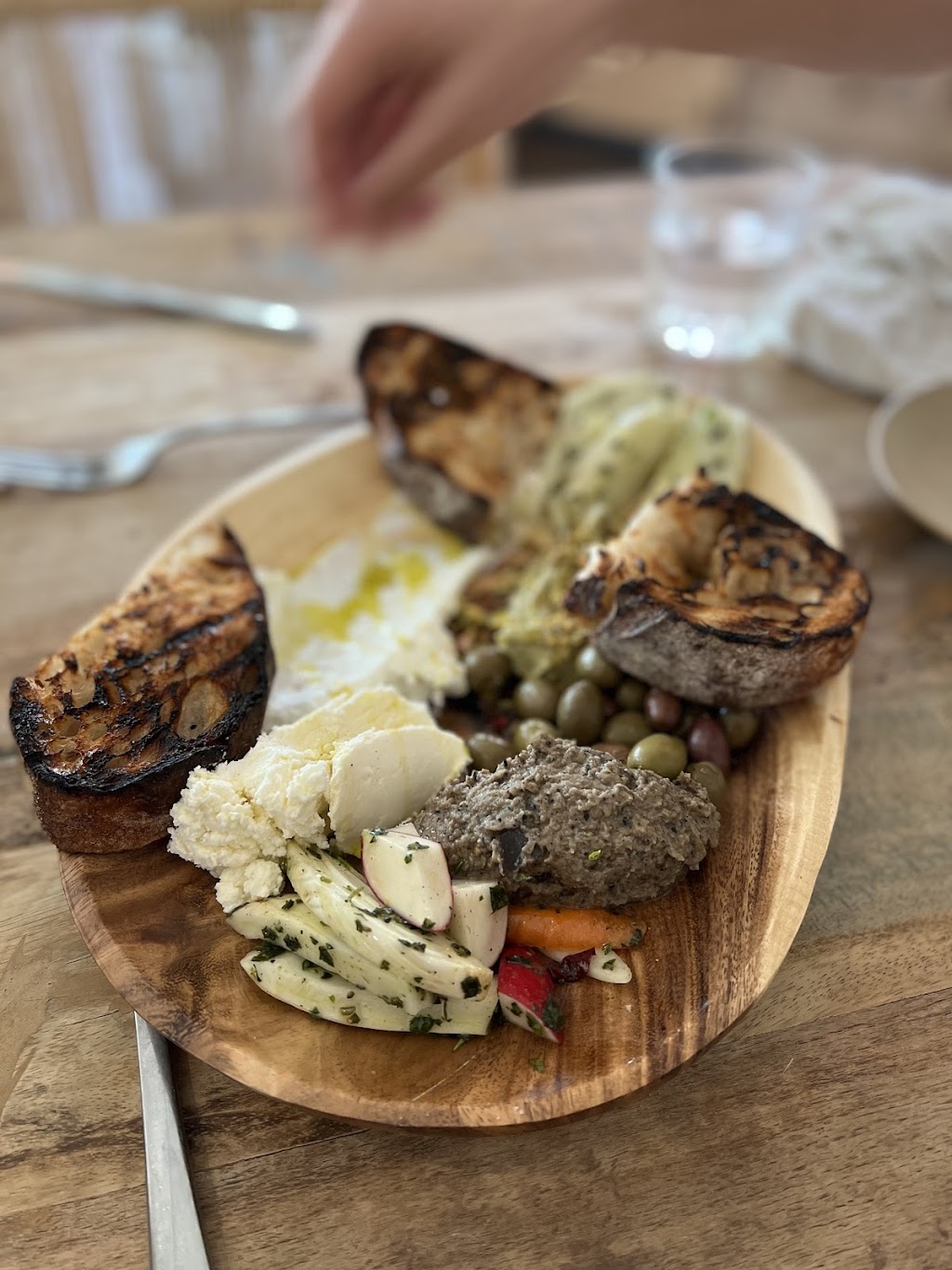 TBB 122 | restaurant | 122 Marietta St, Alpharetta, GA 30009, USA | 7708175902 OR +1 770-817-5902