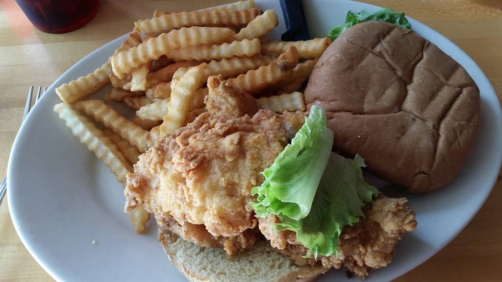 Bayport Inn | night club | 4835 Cortez Blvd, Weeki Wachee, FL 34607, USA | 3525961088 OR +1 352-596-1088