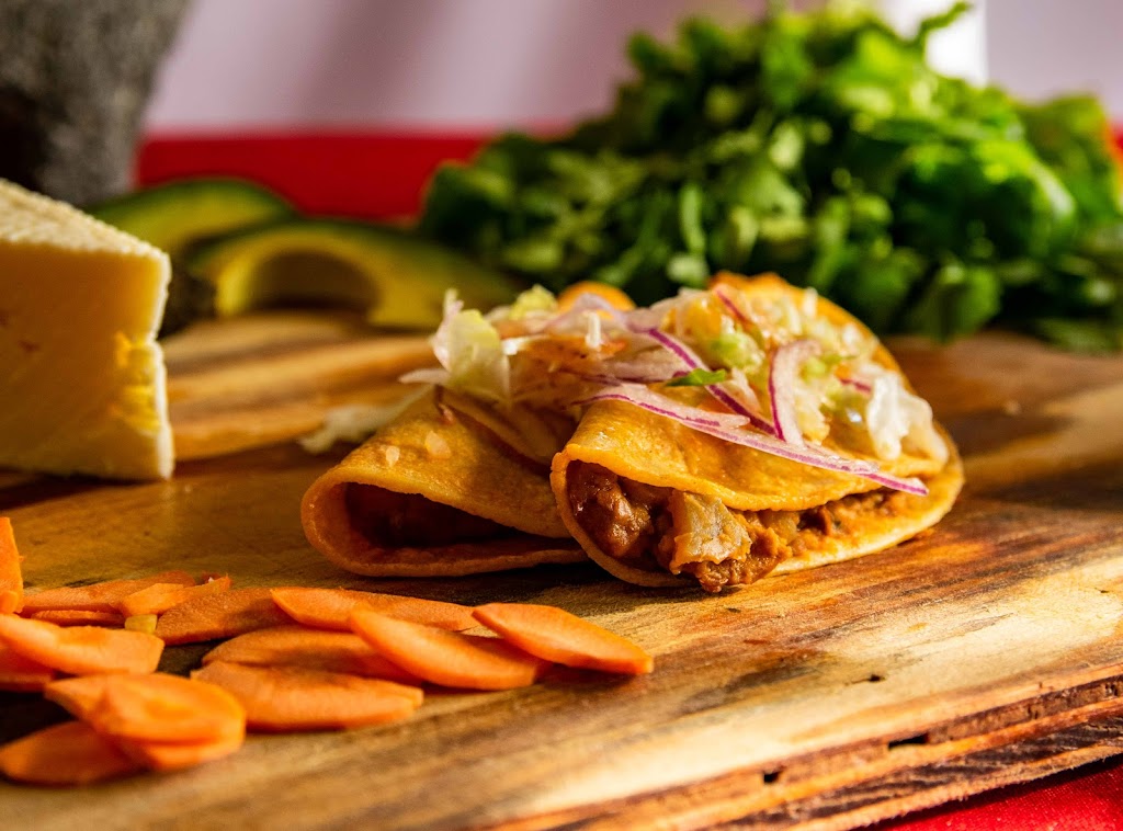 Tacollynn Inc | restaurant | 3864 Sierra Ave., Fontana, CA 92336, USA | 8774907625 OR +1 877-490-7625