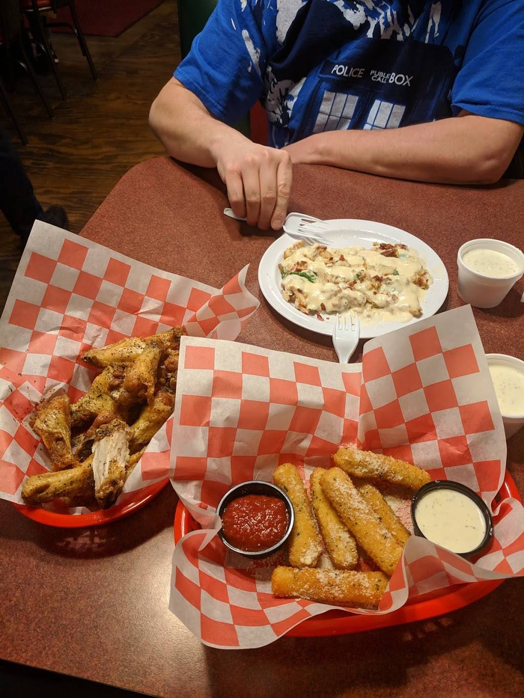 3Ds Pizza & Wings | restaurant | 105 S Buffalo St, Canton, TX 75103, USA | 9035674448 OR +1 903-567-4448