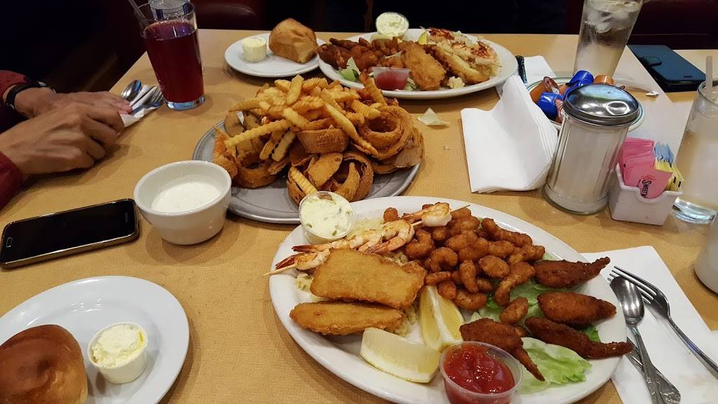 Salt & Pepper Family Restaurant | restaurant | 1849 W Orangethorpe Ave, Fullerton, CA 92833, USA | 7148718650 OR +1 714-871-8650