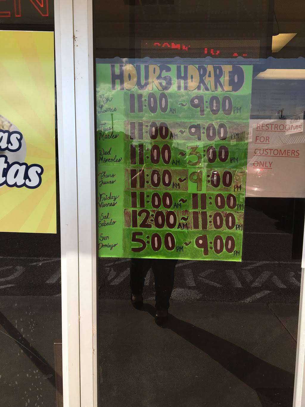 Tortas Nissi - Mexican Sandwiches | restaurant | 3101 Beale St, Waco, TX 76705, USA | 2542149444 OR +1 254-214-9444