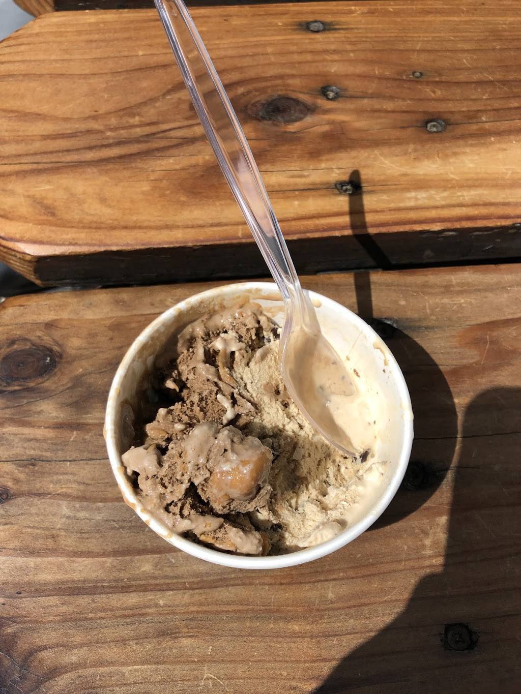 Miyauchis Snack Bar | meal takeaway | 1029 Lake Ave, Grand Lake, CO 80447, USA | 9706279319 OR +1 970-627-9319