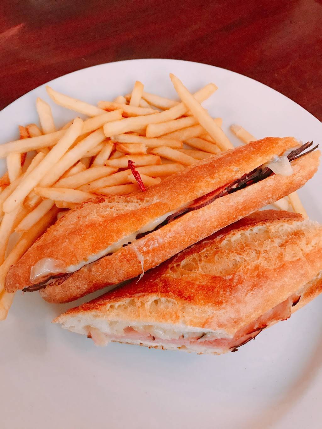 Casimir French Bistro | restaurant | 416 Via De Palmas #81, Boca Raton, FL 33432, USA | 5619556001 OR +1 561-955-6001