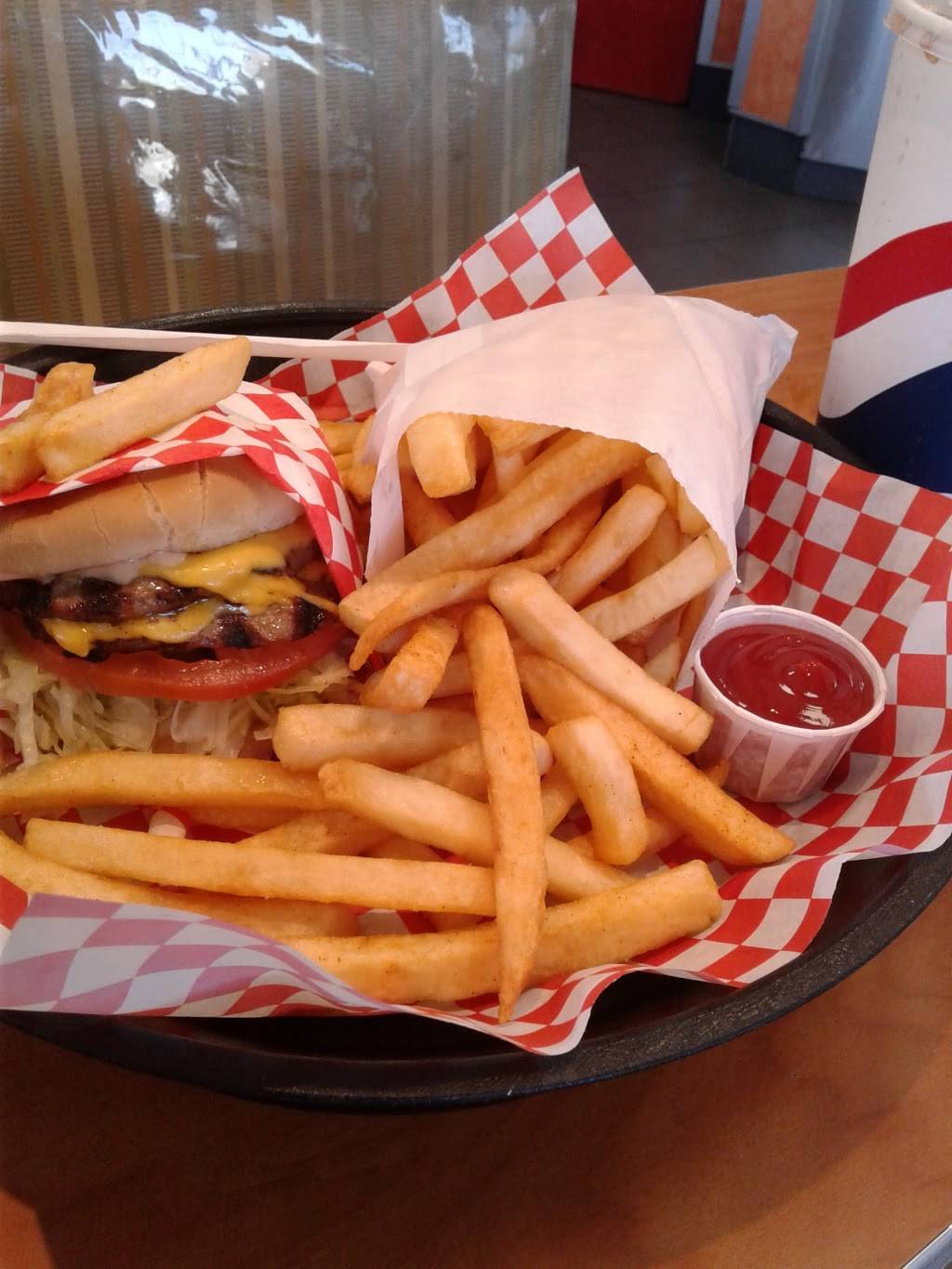 Fantasy Burgers | restaurant | 1320 E South St, Long Beach, CA 90805, USA | 5624222313 OR +1 562-422-2313