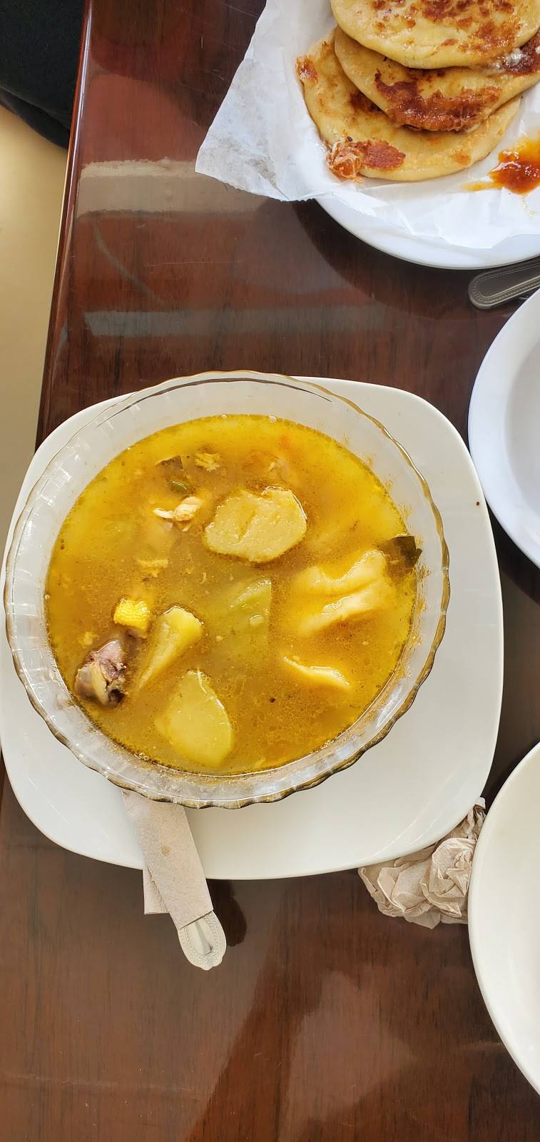 Coffee Burgers Grill | restaurant | 937 N Semoran Blvd, Orlando, FL 32807, USA | 4077371111 OR +1 407-737-1111