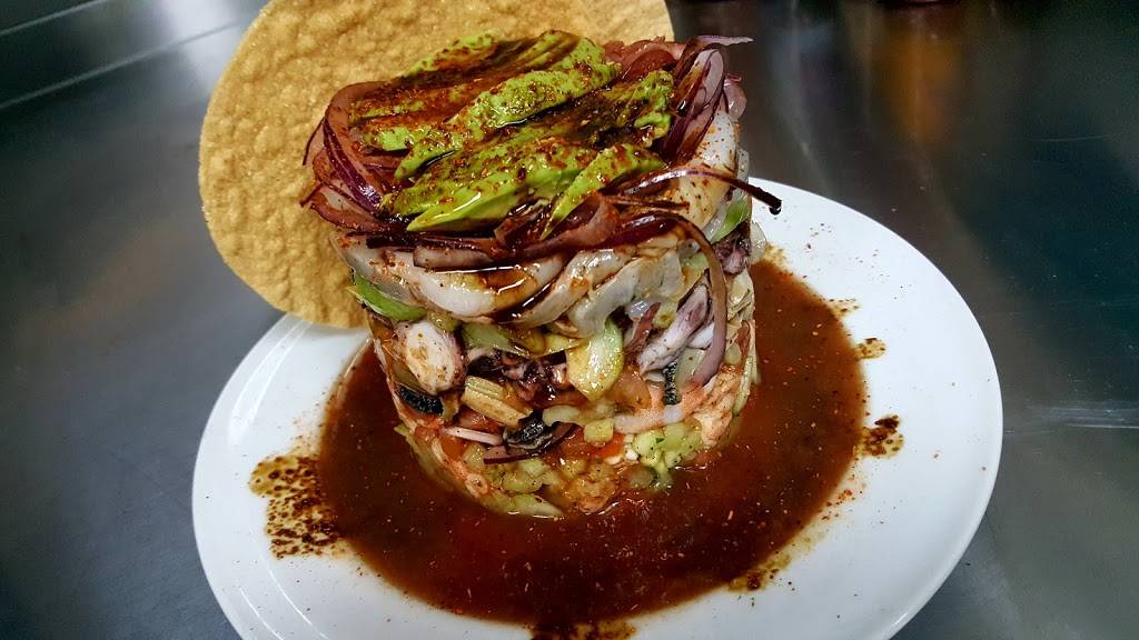 Mariscos "El Viejon" | restaurant | 835 E Southern Ave #6, Mesa, AZ 85204, USA | 4806216548 OR +1 480-621-6548
