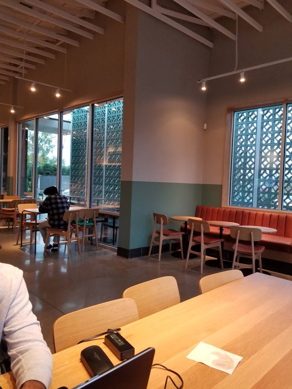 Starbucks | cafe | 330 Cartwright St, Goodlettsville, TN 37072, USA | 6157449841 OR +1 615-744-9841