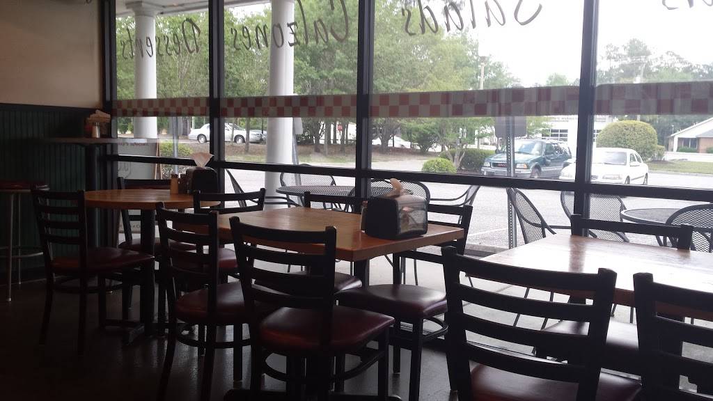 Famularis Pizzeria Oakbrook | meal takeaway | 1704 Old Trolley Rd, Summerville, SC 29485, USA | 8438322222 OR +1 843-832-2222