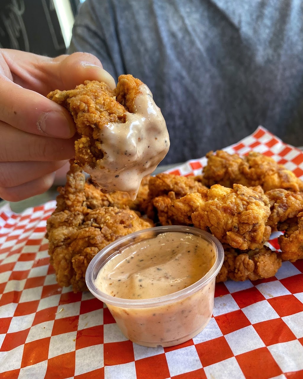 Chix Nashville Hot Chicken | restaurant | 2211A Palo Verde Ave, Long Beach, CA 90815, USA | 5628003031 OR +1 562-800-3031