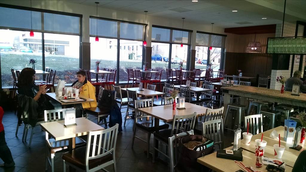 Chick-fil-A | restaurant | 3500 Dodge St, Dubuque, IA 52003, USA | 5635560423 OR +1 563-556-0423