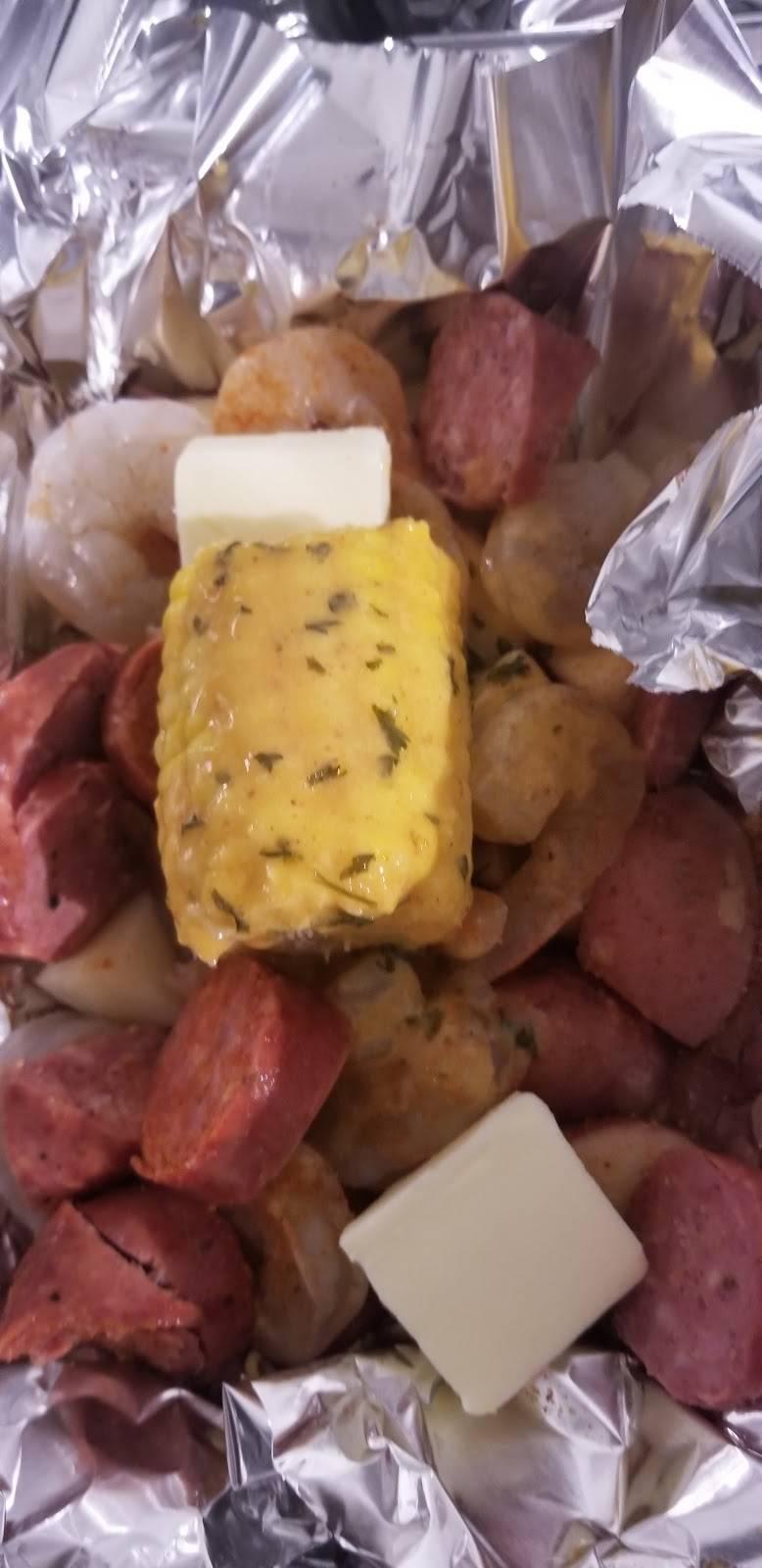 Tinys Shop & More | restaurant | 1020 Forum Dr, Shreveport, LA 71107, USA | 3185182622 OR +1 318-518-2622