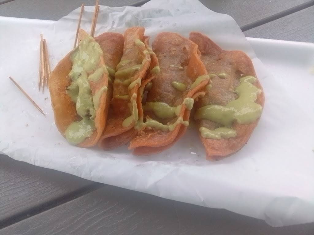 Taqueria y chicharrones el chulo | restaurant | 20250 Park Row, Katy, TX 77449, USA | 8329469284 OR +1 832-946-9284