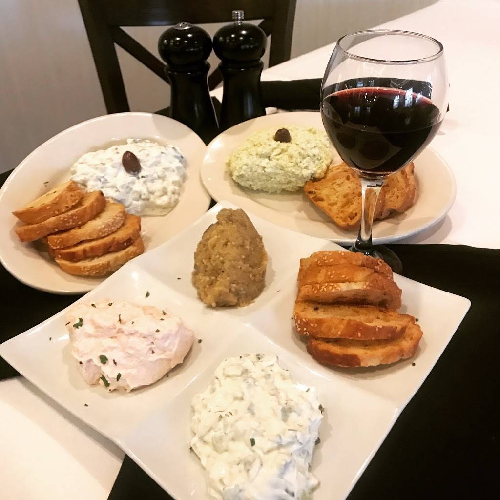 Yannis | restaurant | 2601 Navy Blvd, Glenview, IL 60026, USA | 8478329000 OR +1 847-832-9000