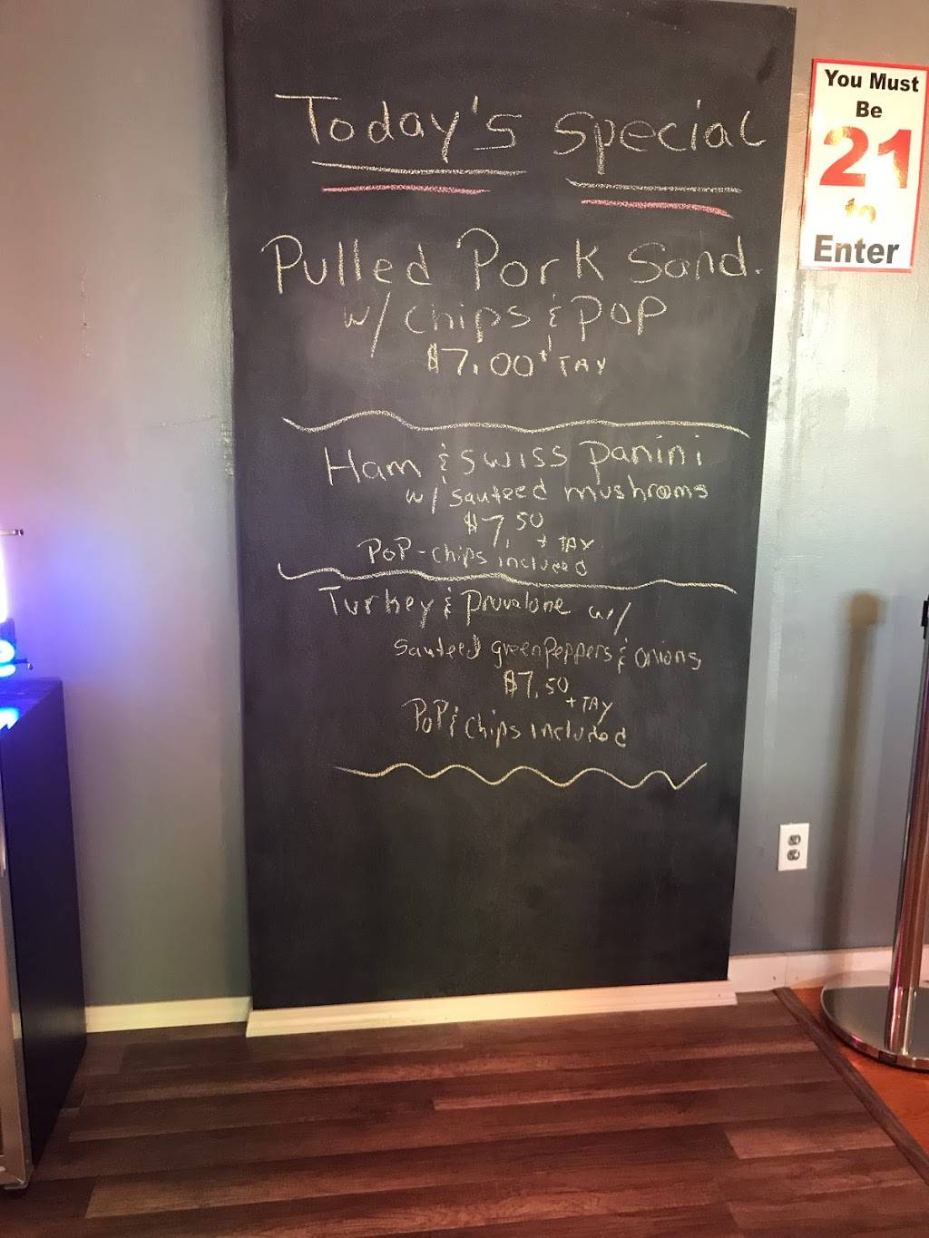 Ottawa Slots | restaurant | 725 Fulton St, Ottawa, IL 61350, USA | 8153135945 OR +1 815-313-5945