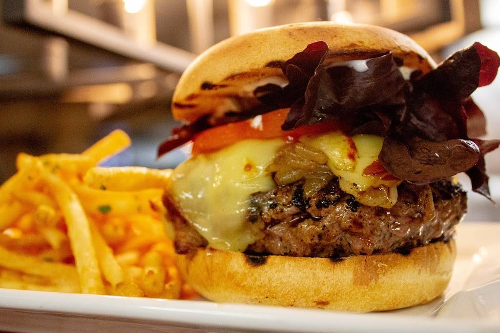 The Surfing Pig Hawaii | restaurant | 3605 Waialae Ave, Honolulu, HI 96816, USA | 8087441992 OR +1 808-744-1992