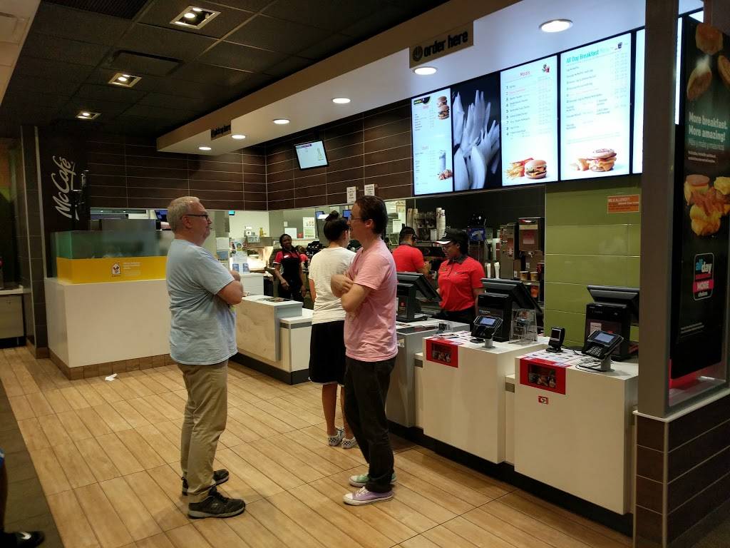 McDonalds | cafe | 13690 Biscayne Dr, Homestead, FL 33033, USA | 3052472704 OR +1 305-247-2704