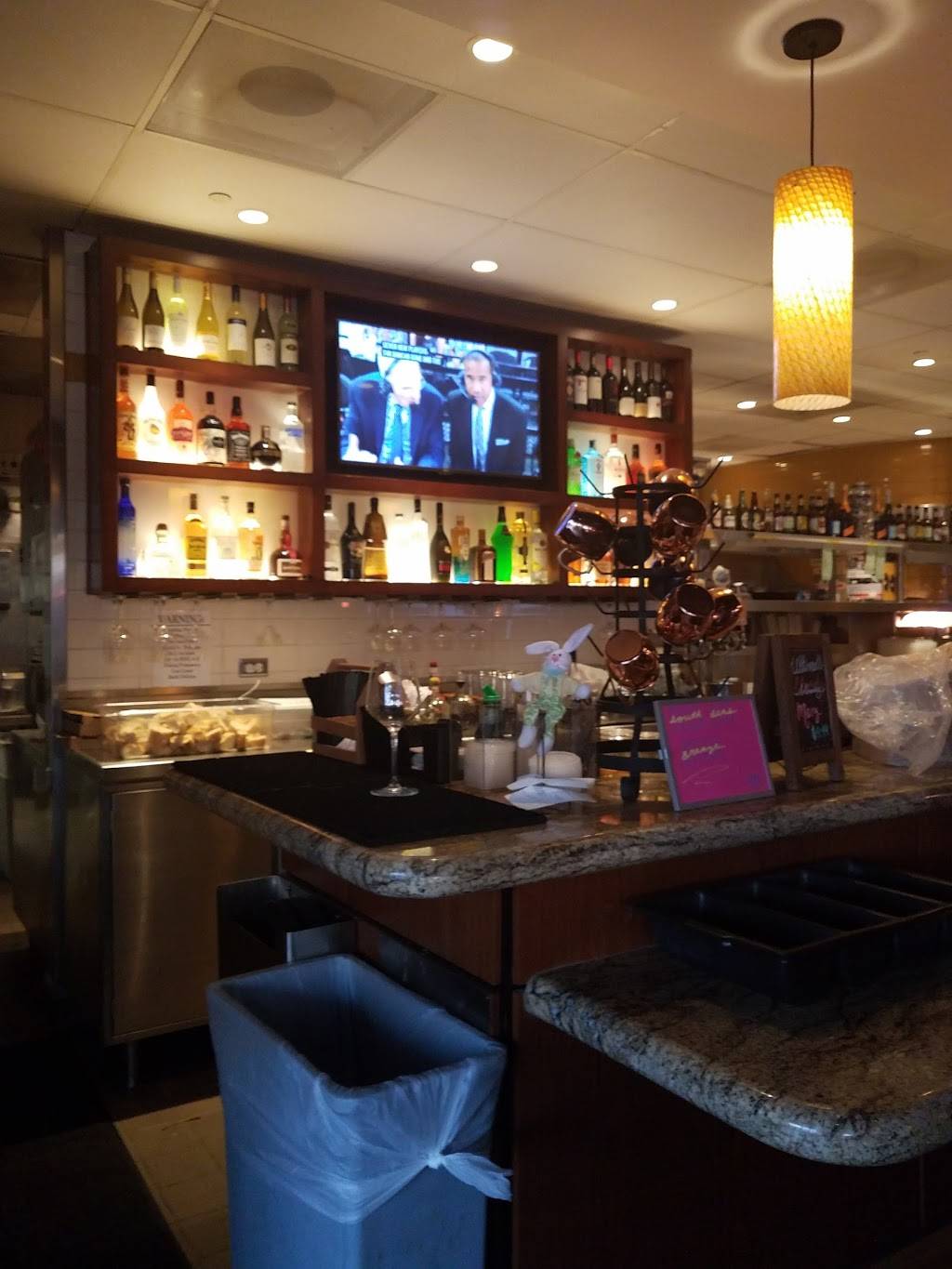 California Pizza Kitchen at Culver Center | restaurant | 10704 Venice Blvd, Culver Center, Culver City, CA 90232, USA | 3102872727 OR +1 310-287-2727