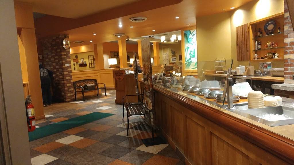 Swiss Chalet | restaurant | 175 Consumers Dr, Whitby, ON L1N 1C4, Canada | 9056661411 OR +1 905-666-1411