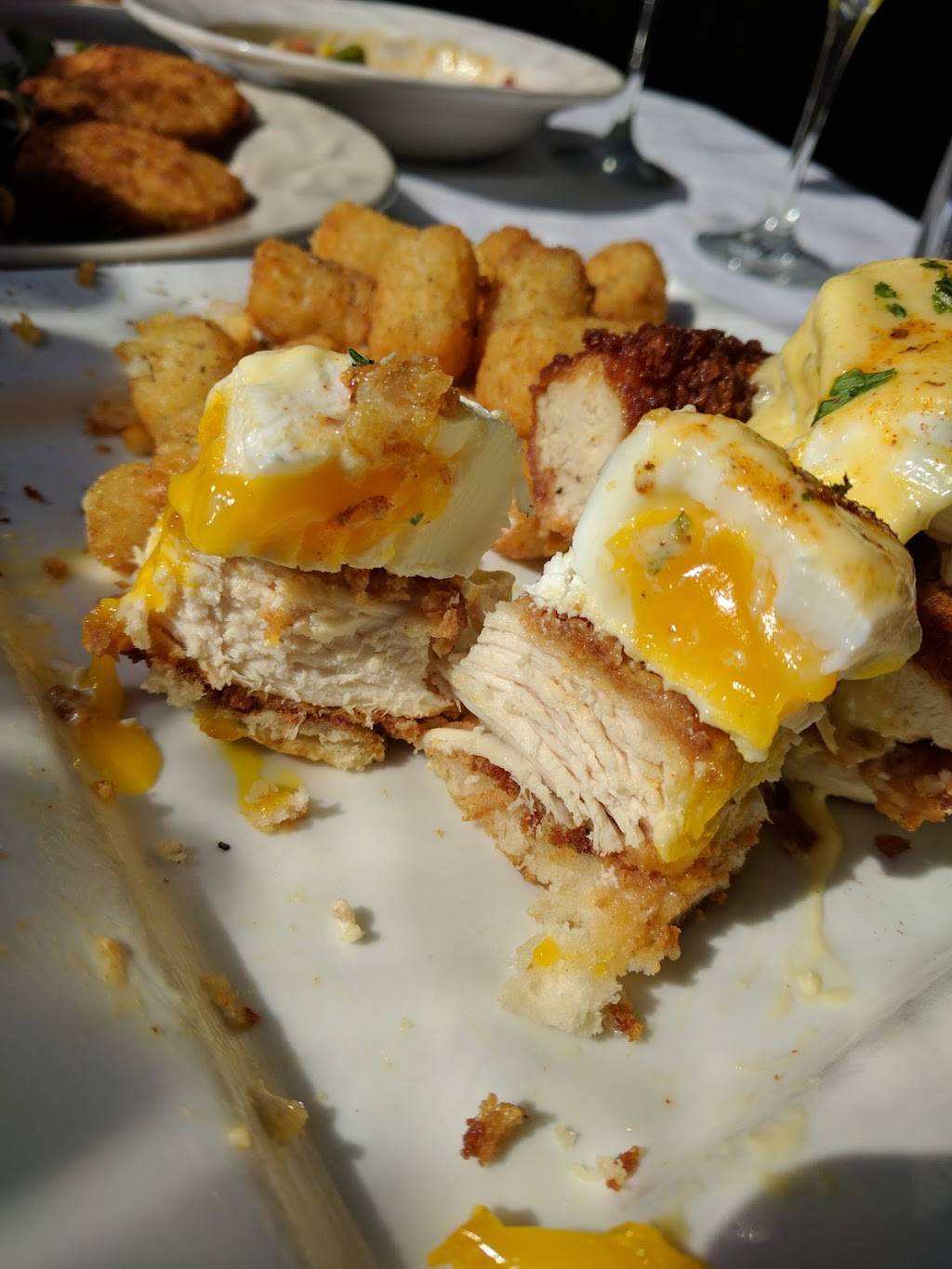 Southern Hospitality | restaurant | 1815 Adams Mill Rd NW, Washington, DC 20009, USA | 2025880411 OR +1 202-588-0411