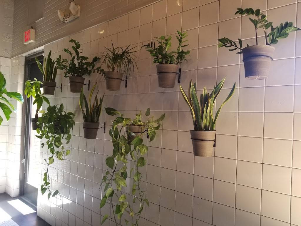 Perfect Pear Bistro | restaurant | 9845 S Priest Dr, Tempe, AZ 85284, USA | 4802473410 OR +1 480-247-3410