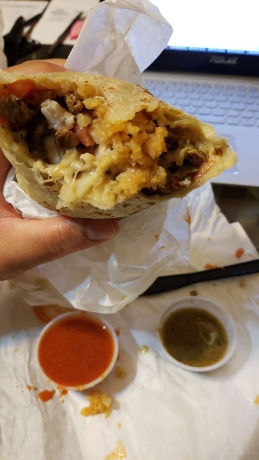 Burritos Santana | restaurant | 10443 San Diego Mission Rd, San Diego, CA 92108, USA | 6192800500 OR +1 619-280-0500