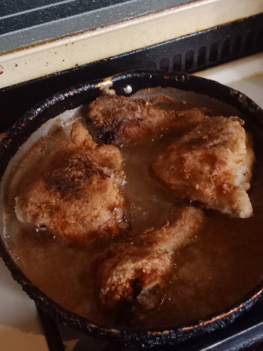 Fried Chicken and Fries Soulfood | restaurant | 6751 Floyd Ave, Detroit, MI 48210, USA | 2485085699 OR +1 248-508-5699