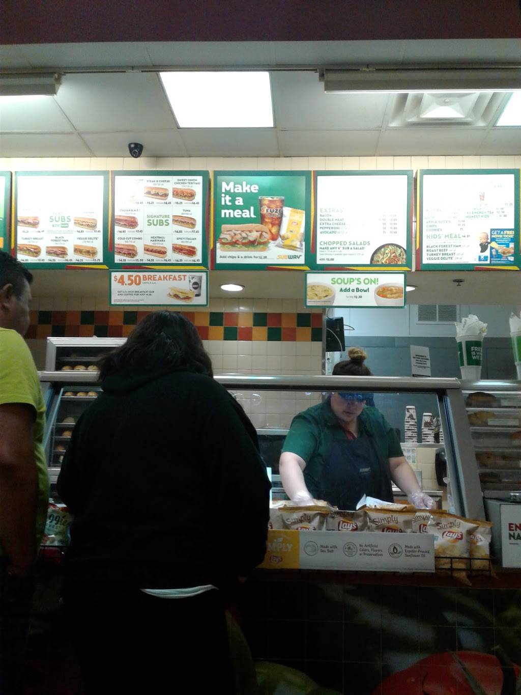 Subway Restaurants | restaurant | 15068 Summit Ave, Summit Heights Gateway Suite 500, Fontana, CA 92336, USA | 9098998805 OR +1 909-899-8805