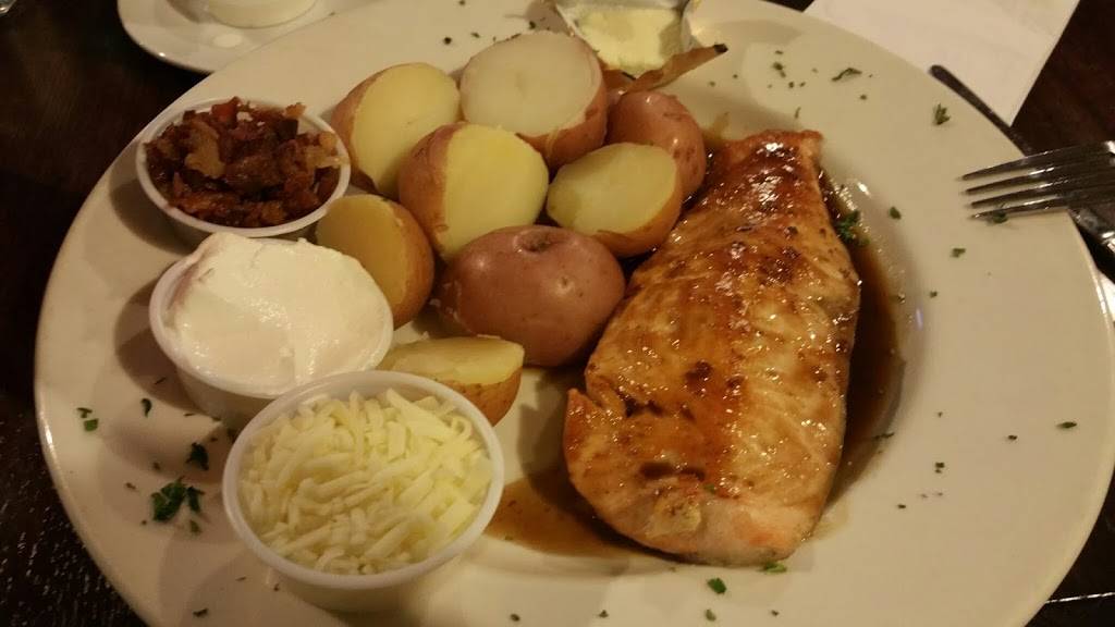 The Kerry Piper | restaurant | 7900 Joliet Rd, Willowbrook, IL 60527, USA | 6303253732 OR +1 630-325-3732