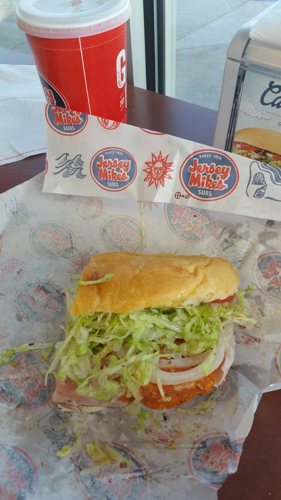 Jersey Mikes Subs | meal takeaway | 2608 Central Ave SE, Albuquerque, NM 87106, USA | 5052682424 OR +1 505-268-2424
