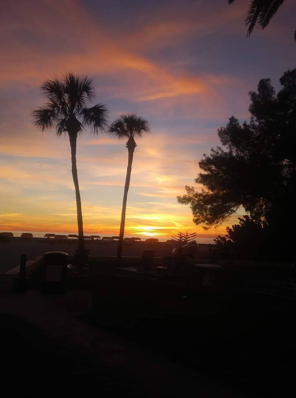 Coachs Corner | restaurant | 317 E 6th St, Newport, KY 41071, USA | 8592612800 OR +1 859-261-2800