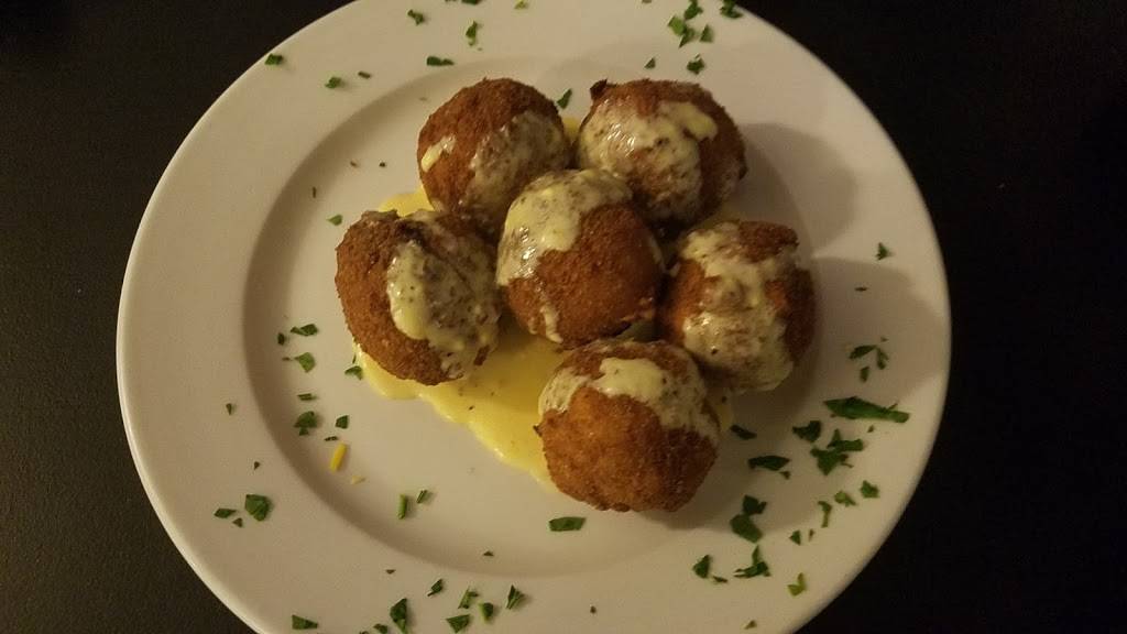 Abudanza | restaurant | 6 Fuller St, Ludlow, MA 01056, USA | 4135899900 OR +1 413-589-9900