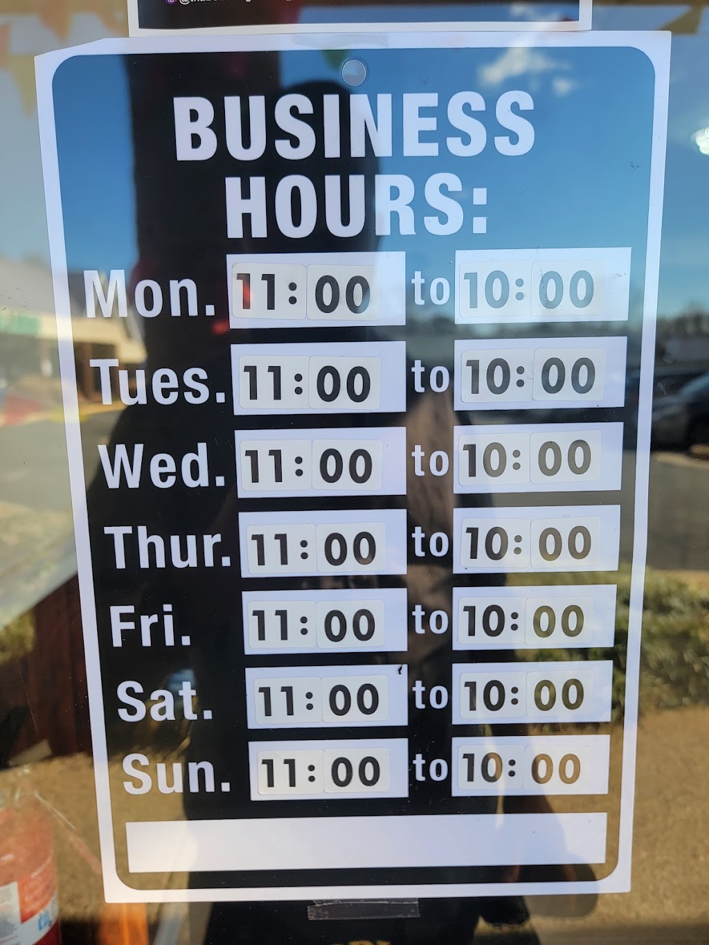 Tandoori Kabob & Grill | restaurant | 8792 Sacramento Dr, Alexandria, VA 22309, USA | 7033416037 OR +1 703-341-6037