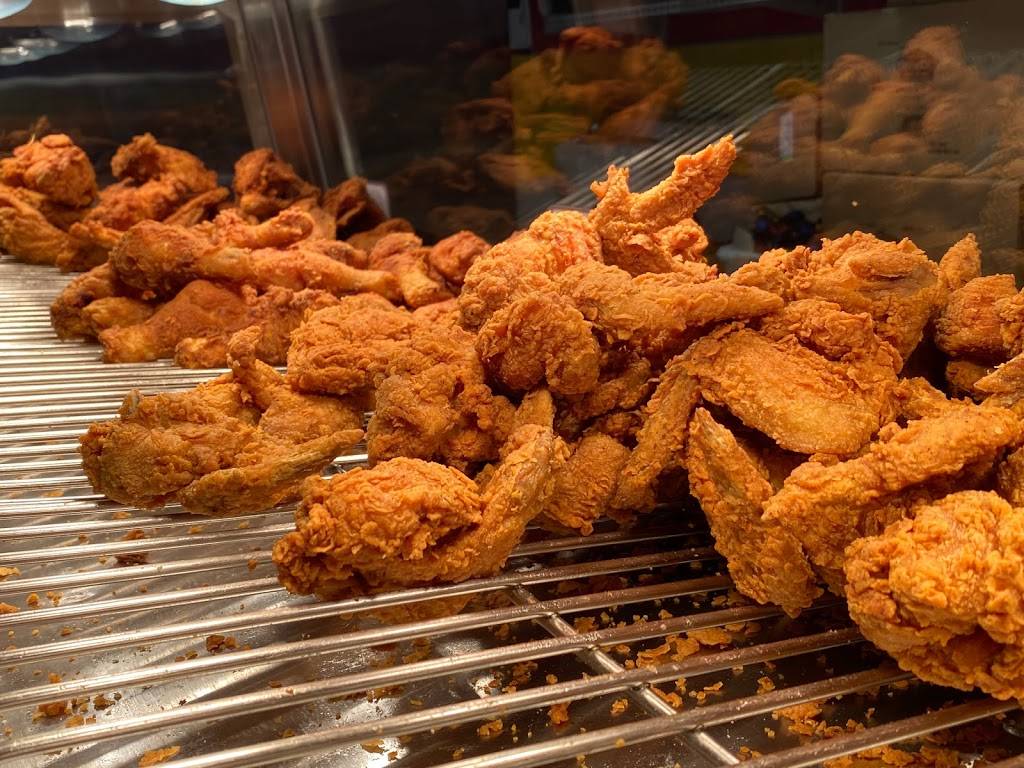 Krispy Krunchy Chicken | restaurant | 2660 Mason St, San Francisco, CA 94133, USA | 4158008637 OR +1 415-800-8637