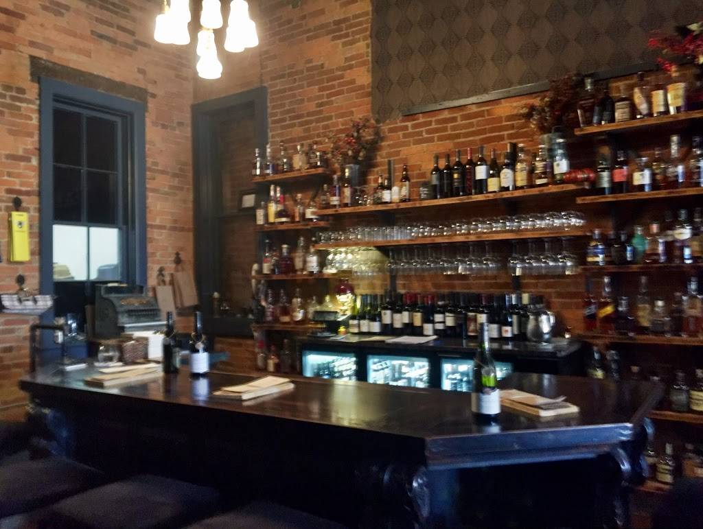 H2 Huth & Harris Wine Merchants | restaurant | 221 S Court St, Medina, OH 44256, USA | 3308053212 OR +1 330-805-3212