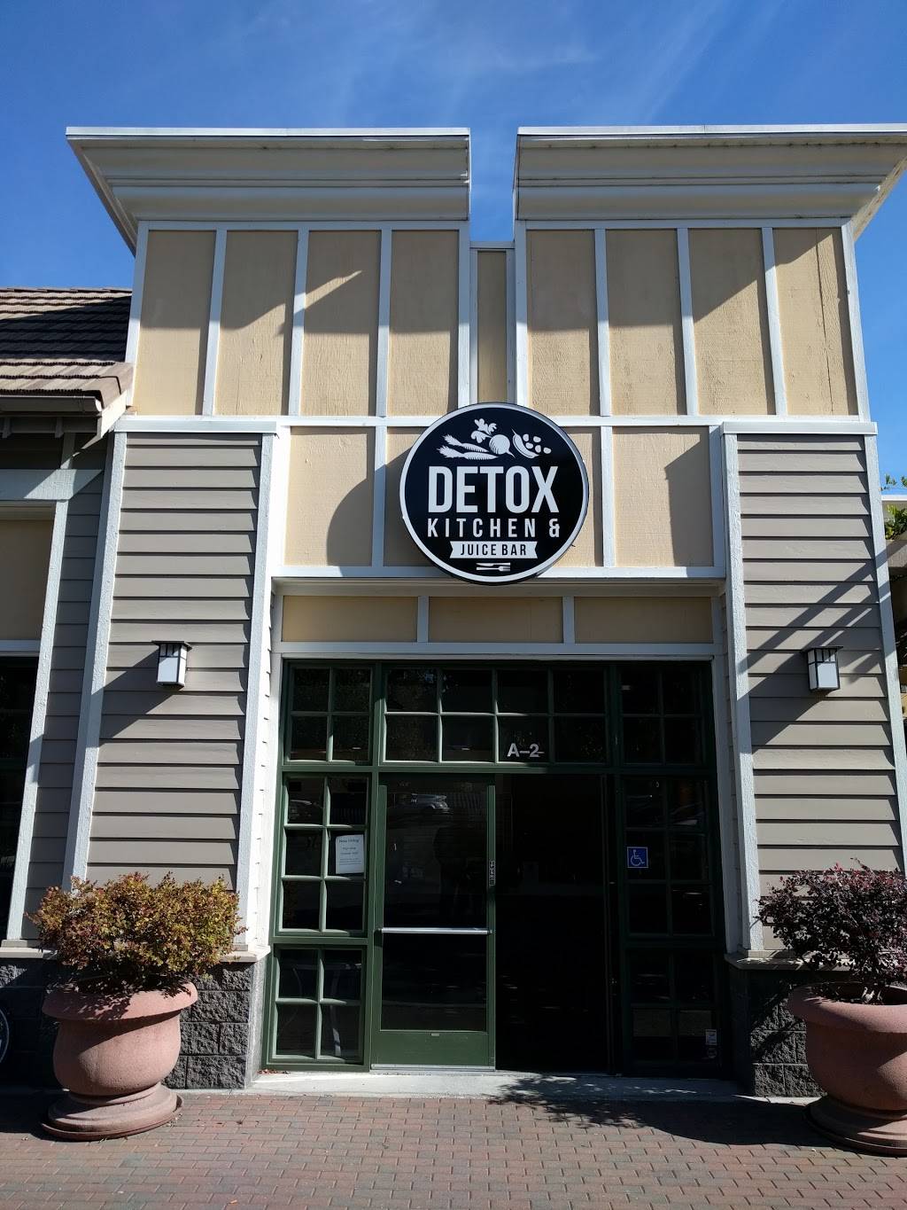 Detox Kitchen and Juice Bar | restaurant | 1200 El Camino Real, Belmont, CA 94002, USA | 6502648211 OR +1 650-264-8211