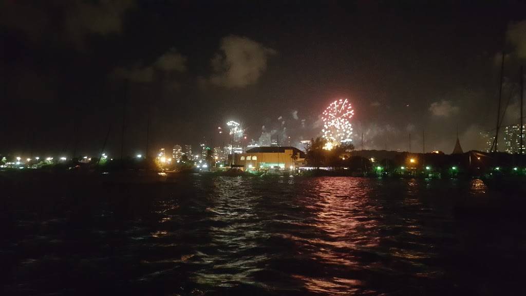 Miami Yacht Club | night club | 1001 MacArthur Causeway, Miami, FL 33132, USA | 3053779877 OR +1 305-377-9877