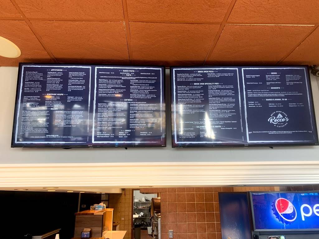 Roccos Pizza & Catering | restaurant | 247 Broadway Greenlawn, Huntington, NY 11743, USA | 6317403155 OR +1 631-740-3155