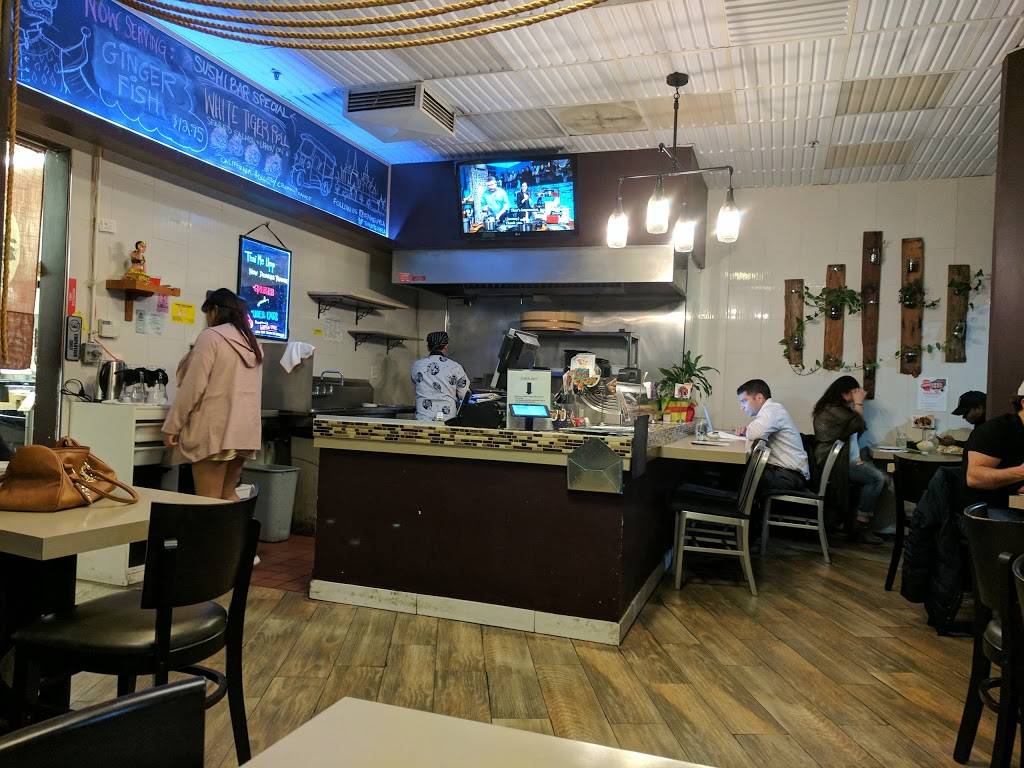 Thai Me Upp | restaurant | 818 N Pacific Ave D, Glendale, CA 91203, USA | 8186961277 OR +1 818-696-1277