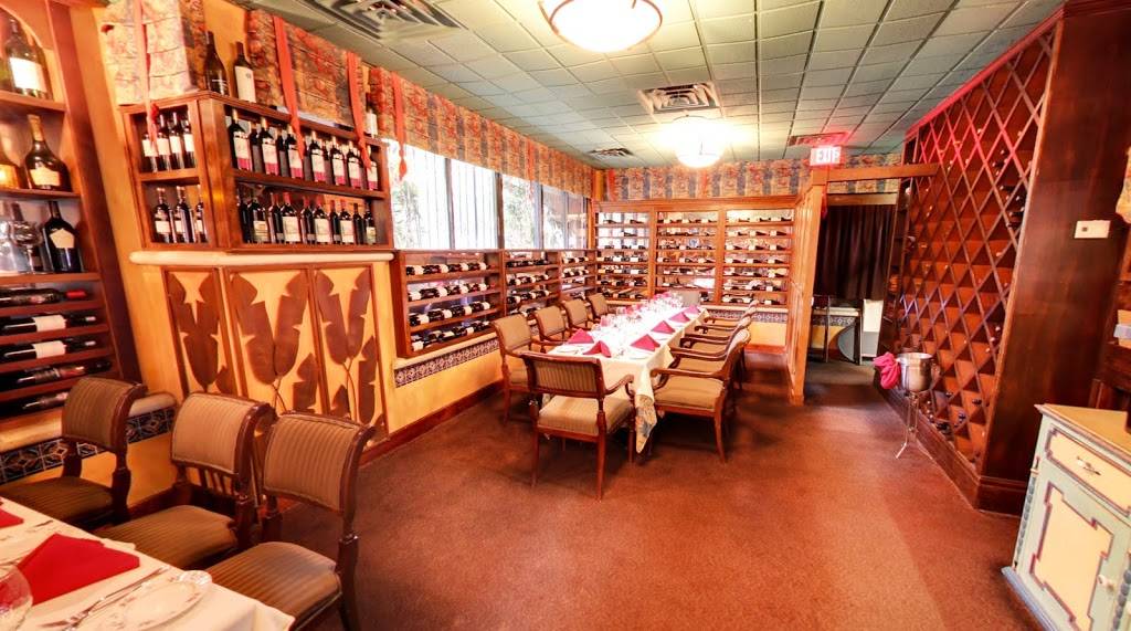 Chathams Place Restaurant | restaurant | 7575 Dr Phillips Blvd, Orlando, FL 32819, USA | 4073452992 OR +1 407-345-2992