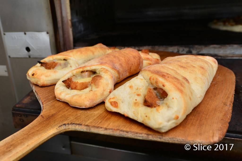 Dom & Vinnies Pizzeria | restaurant | 1032, 1165 Knollwood Rd, White Plains, NY 10603, USA | 9145927643 OR +1 914-592-7643