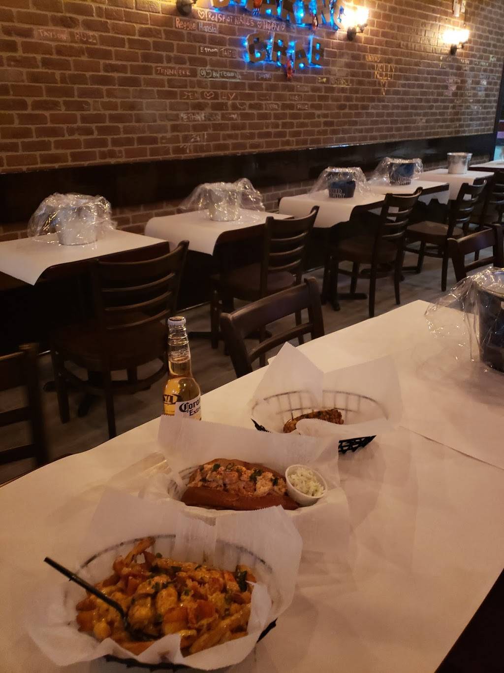 Shaking crab (Nanuet) | restaurant | 114 E Rte 59, Nanuet, NY 10954, USA | 8452159350 OR +1 845-215-9350