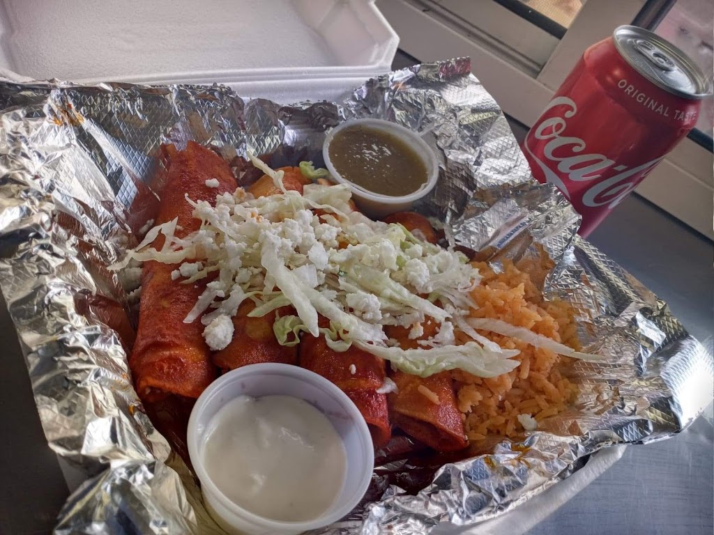 Birrieria y Taqueria Flores | restaurant | 4725 Airport Rd, Santa Fe, NM 87507, USA | 5052309904 OR +1 505-230-9904