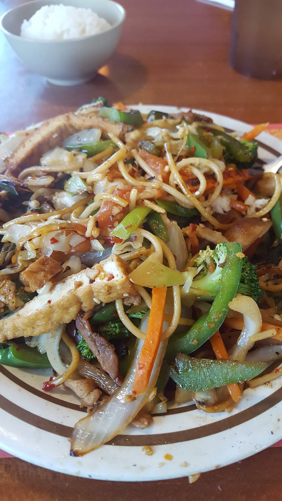 First Tons Mongolian Grill | restaurant | 121 W Debbie Ln, Mansfield, TX 76063, USA | 6825185618 OR +1 682-518-5618