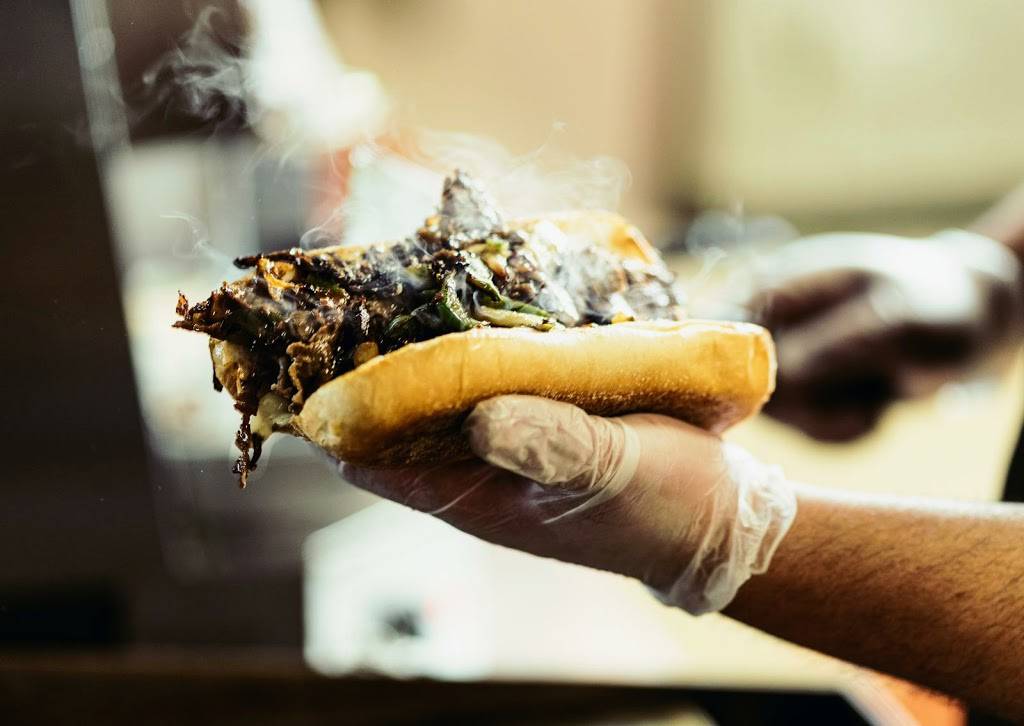 Johnnys Red Hots & Gyros | restaurant | 16651 S 80th Ave, Tinley Park, IL 60477, USA | 7086208501 OR +1 708-620-8501