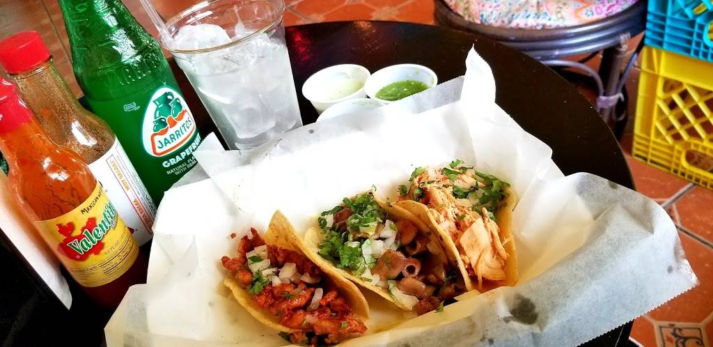 Tacos vs. Burritos Cantina | restaurant | 1888 79th Street Causeway, North Bay Village, FL 33141, USA | 3058682096 OR +1 305-868-2096