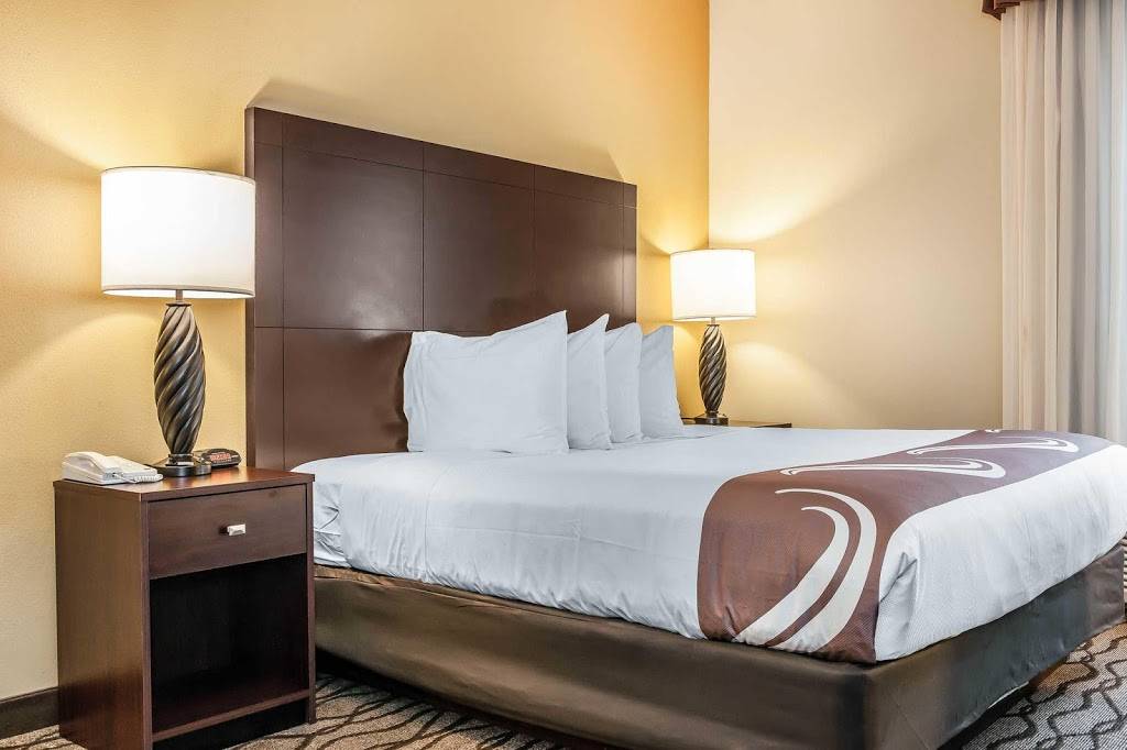 Quality Inn Chester I-75 | restaurant | 8567 Cincinnati Dayton Rd, West Chester Township, OH 45069, USA | 5137553900 OR +1 513-755-3900