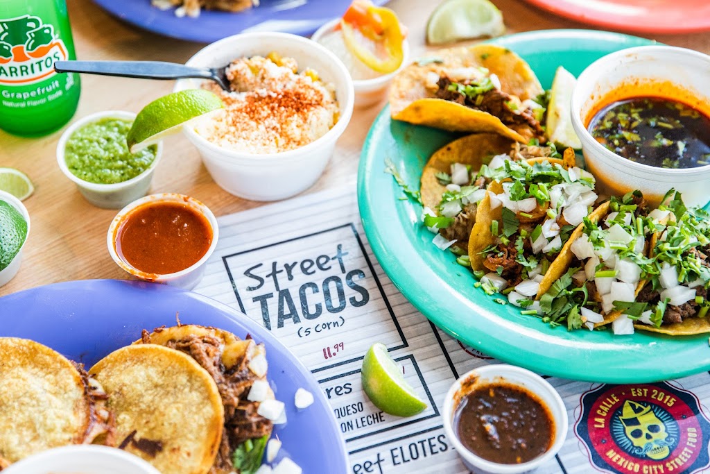 La Calle | restaurant | 3321 Ella Blvd, Houston, TX 77018, USA | 7134975502 OR +1 713-497-5502