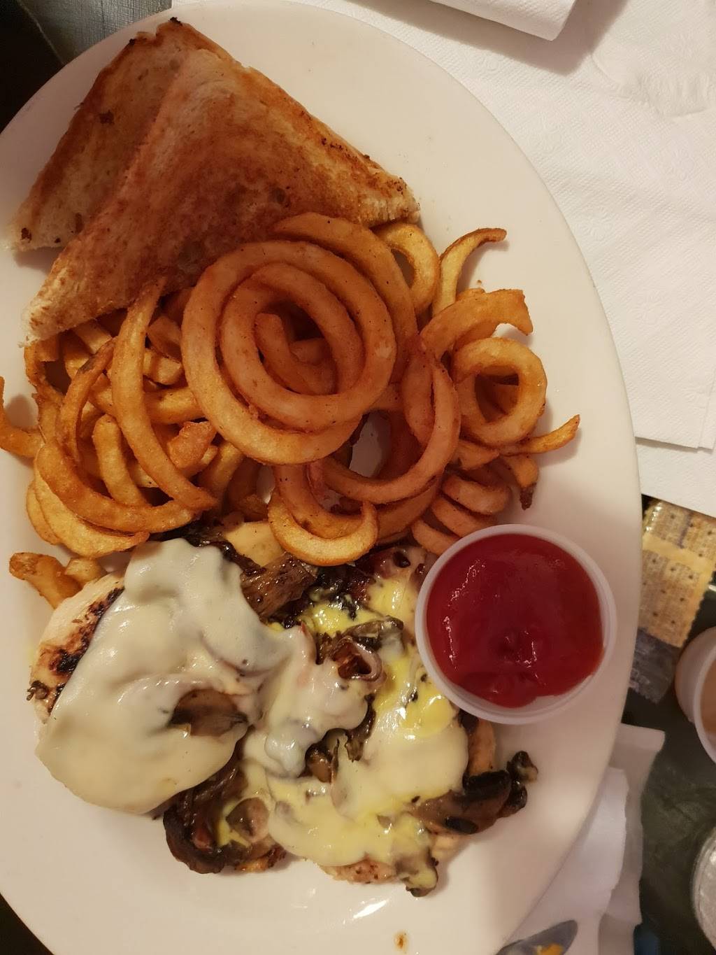 Mindfield Grill | restaurant | 8 S Monroe Ave B, Brownsville, TN 38012, USA | 7317720901 OR +1 731-772-0901