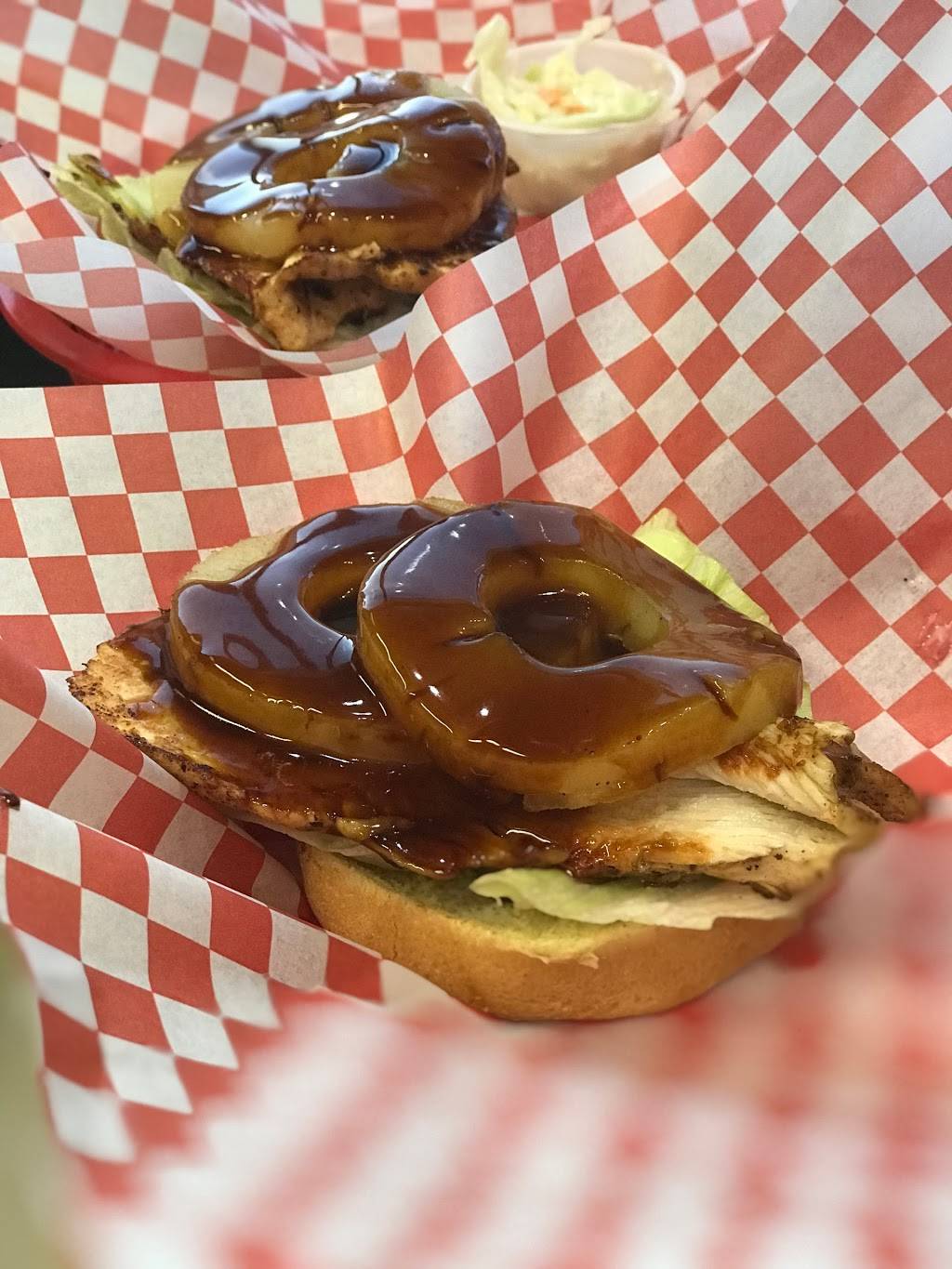 lov-a burger Fries & Milkshakes | meal takeaway | 49660 Gratiot Ave, New Baltimore, MI 48051, USA | 5862211088 OR +1 586-221-1088